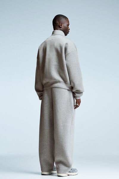 Bershka Zip sweatshirt