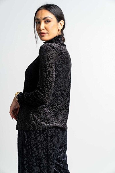 Nichii Women's Long-Sleeve Ruffled Neck Printed Blouse