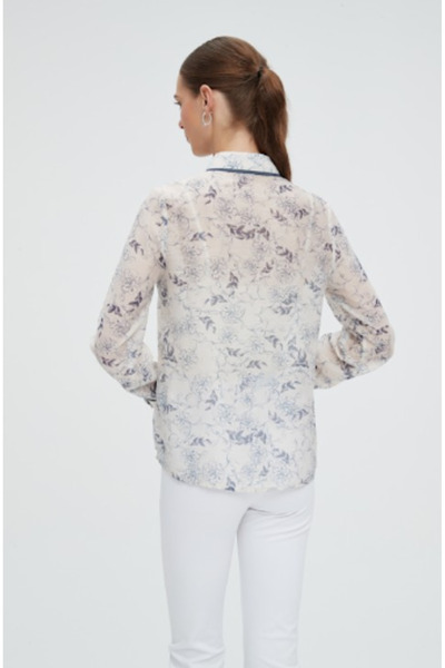 Nichii Women's Floral Button-Down Long Sleeve Shirt
