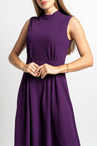 Nichii Women's Sleeveless Plain Midi Dress with Waist Detail