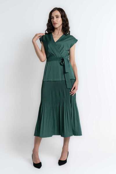 mica Plain Midi Dress with Short Sleeves and Waist Tie