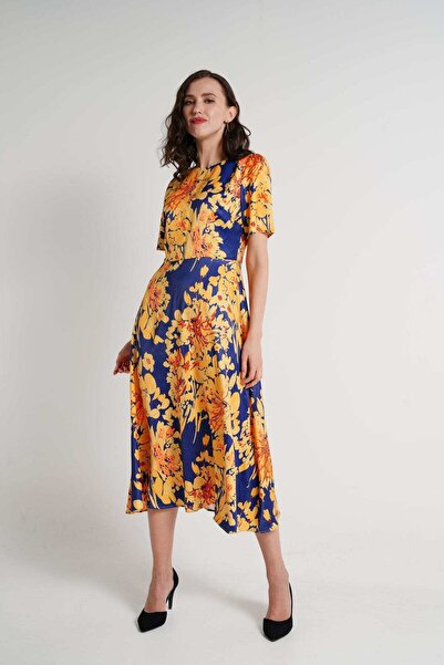 mica فستان ميدي بأكمام قصيرة ومزين بالزهور