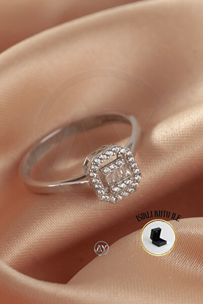 AY MÜCEVHER 8 Ayar Altın Beyaz Baget Yüzük 1.25 gr | Işıklı Kutulu & Garanti Belgeli