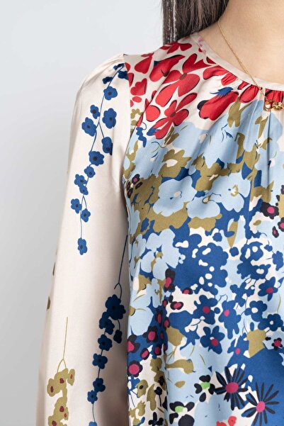 Nichii Women's Long Sleeve Floral Embellished Blouse