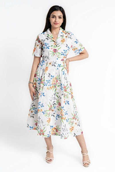 mica فستان ميدي مزهر بأكمام قصيرة