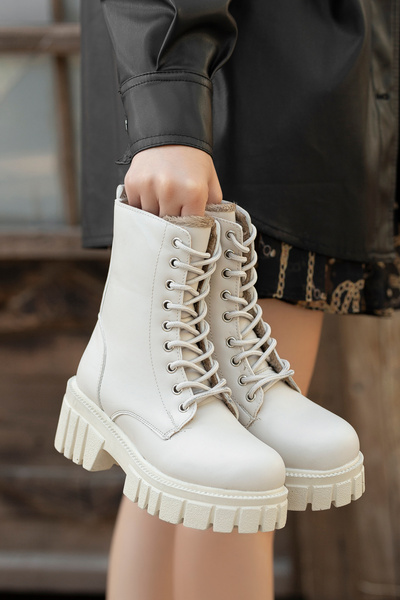 Zegeshoes Kalın Taban Fermuarlı&Bağcıklı  Su&Soğuk Geçirmez Kadın Postal Bot