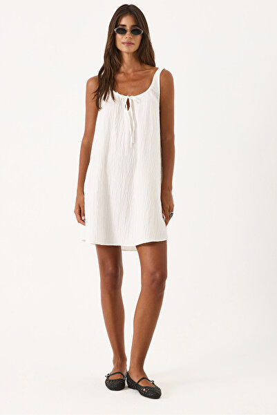 VENA V-Neck Gathered Crinkle Mini Dress on the Front and Back - Ecru Melanj