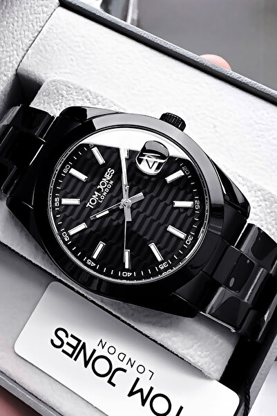 Tom Jones ساعة يد رجالية أصلية 3 Atm مقاومة للماء بسوار فولاذي أسود Dkhx4151