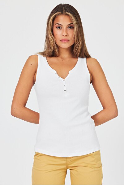 VENA Matilda Button Detailed Fitted Tank Top-White