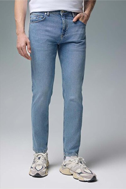 VENA Edward Tint Med Blue Slim Straight Jean Pants-Tint Med Blue
