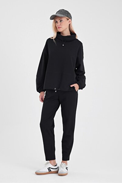 VENA Суитшърт Norah Neck с детайли и редовна кройка - черен