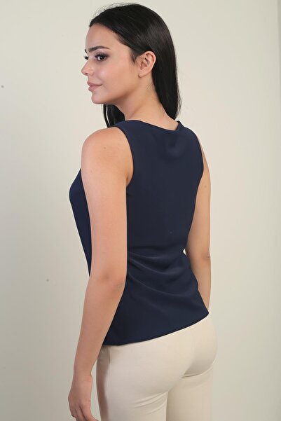 By Saygı Women's Peplum Collar Sleeveless Crepe Satin Blouse