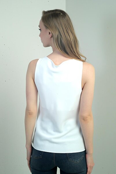 By Saygı Women's Peplum Collar Sleeveless Crepe Satin Blouse