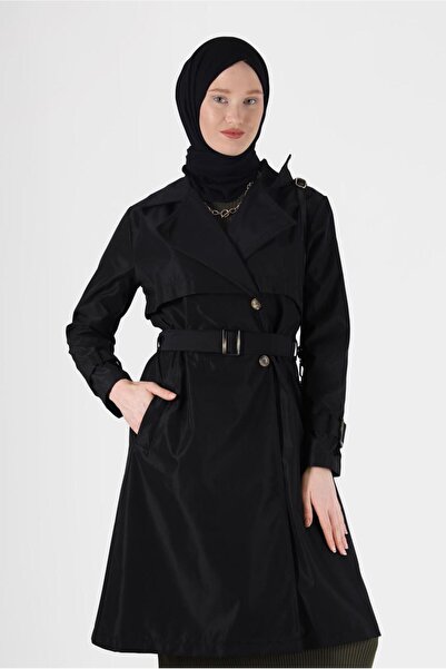 TRENDTESETTÜR KADIN SİYAH KOLLARI KEMER DETAYLI DÜĞMELİ TRENÇKOT 3565