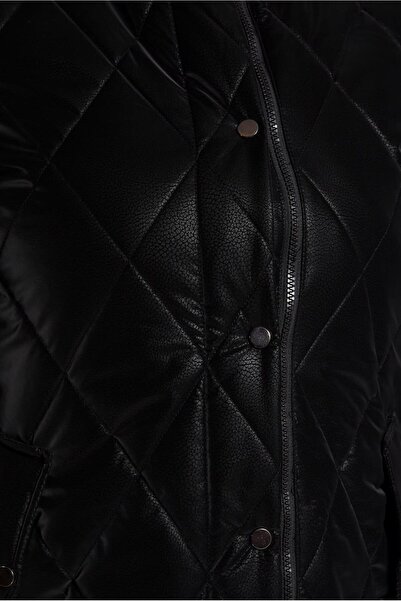 Alvina Hooded 90522 Model Coat