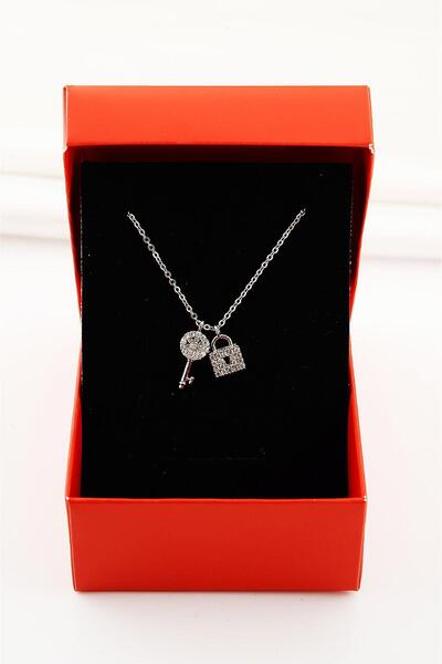 EUROMODA Kutulu Kilit Anahtar Tasarımlı Zirkon Taşlı Kolye