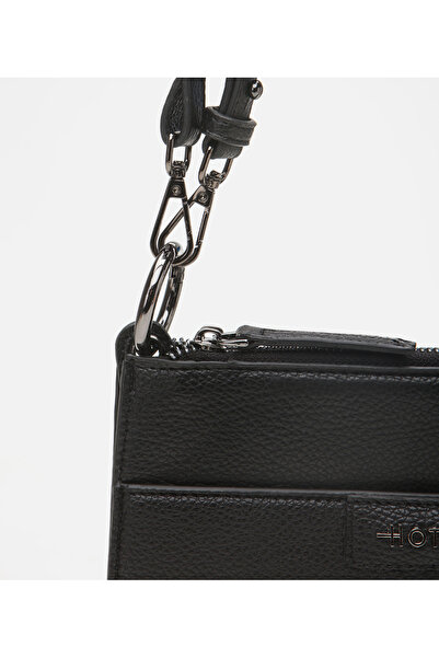 Hotiç Women's Black Compartment Shoulder Bag