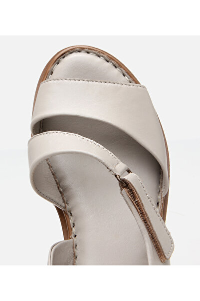 Hotiç Women's Leather Ecru Adjustable Comfortable Heeled Sandals