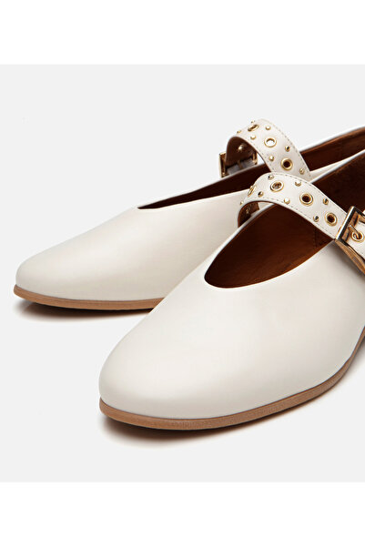 Hotiç Women's Leather Ecru Mary Jane Belted Ballerinas