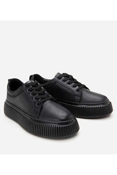 Hotiç Жіночі кросівки з натуральної шкіри чорного кольору