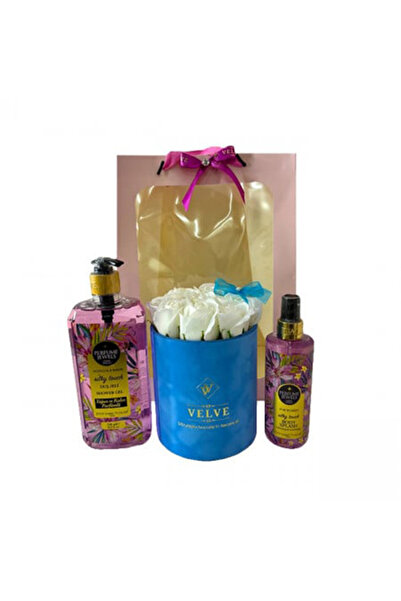 velve Συσκευασία Eyup, 9 σαπούνια τριαντάφυλλα, 250ml σπρέι σώματος Eyup Sabr...