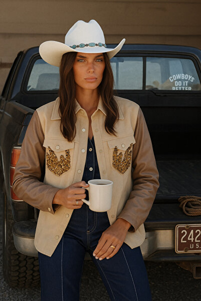 GZ Design Gold Alev Işlemeli Kolları Deri Detaylı Krem Renk Jean Ceket