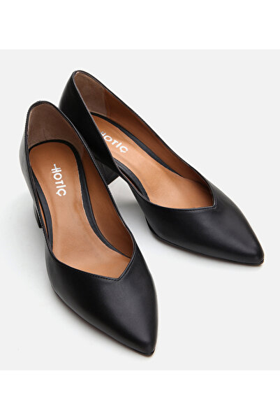 Hotiç Естествена кожа черен дамски дебел ток