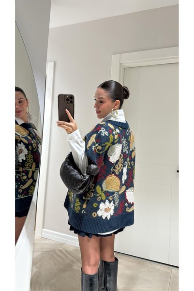 Tulipabutik Floral Embroidered Shirt Sweater Set