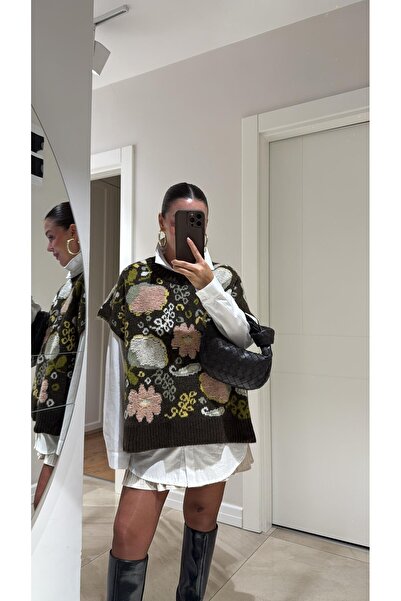 Tulipabutik Çiçek İşlemeli Gömlek Süveter Takım