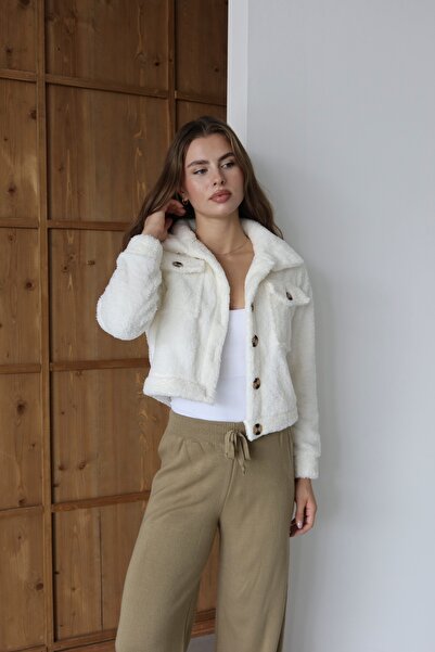 Azra Moda Style Trend Welsoft Fabric Crop Pocketed Buttoned Plush Jacket Women