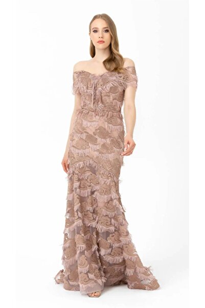 Donatelia فستان حفلات على شكل سمكة مكشوف الكتفين