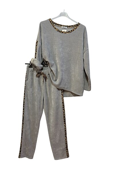 AGORATEKSTİL Women's Italian Leopard Print Velvet Suit