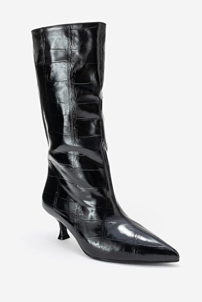 LuviShoes CROW Чорні туфлі на підборах з гострим носком для жінок