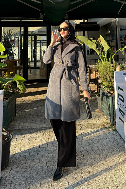 Tesettür Diyarı معطف أنجورا مبطن بتفاصيل أزرار - مدخن