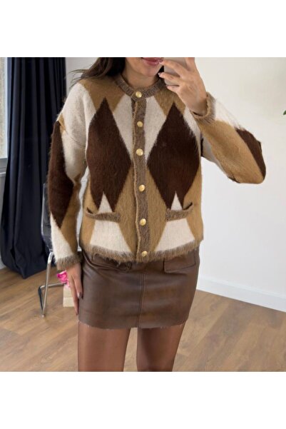 FLEX FASHION Women's Popular Oversize Pocketless Furry Diamond Pattern Trend Cardigan