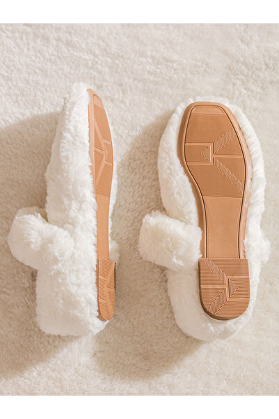 LC Waikiki Ecru Plush Women's Home Shoes