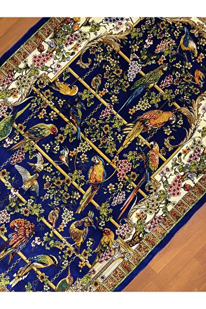 İpek Halı 100% ipekten dokunulmuştur