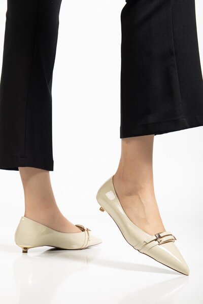 Dilimler Ayakkabı Women's Short Heeled Shoes Patent Leather with Small Heels and Straps