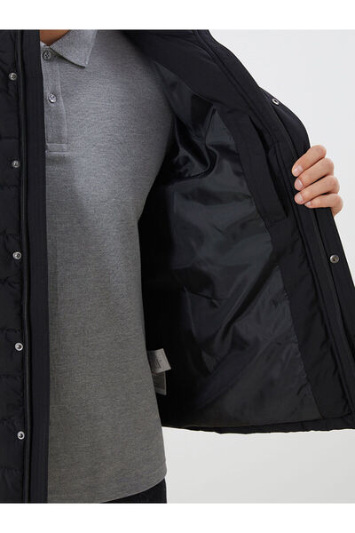 LC Waikiki Peak Yeni Sezon Standart Kalıp Dik Yaka Erkek Şişme Mont