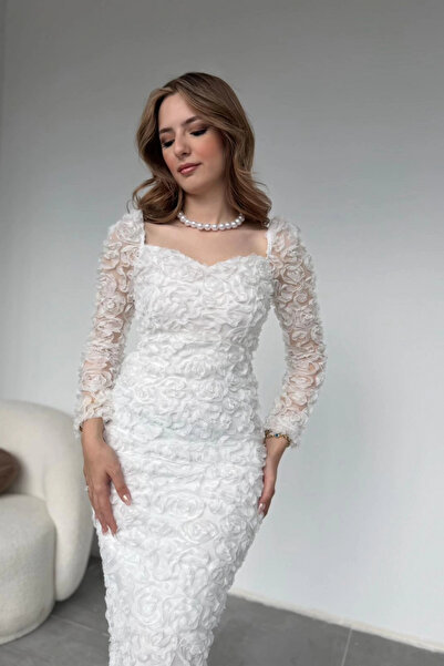 HELİS BUTİK Тривимірна троянда з аплікацією на комірі білої сукні