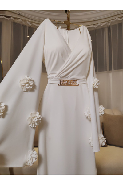 Nice Model Elegant Floral Embellished Wrap Dress with Belt Long Sleeve Evening Gown for Special Occasions