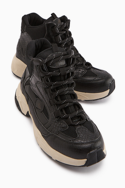 Limoya Γυναικείες αθλητικές μπότες Nency με μαύρα κορδόνια