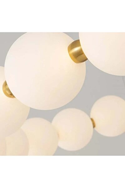 Humm Modern, elegant and contemporary chandelier
