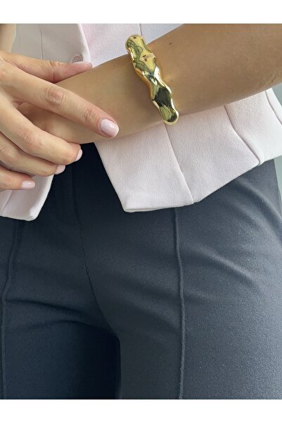 Ressia Thick Wavy Twist Cuff Bracelet