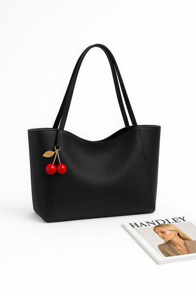 Handley Τσάντα ώμου με λεπτομέρεια από κεράσι