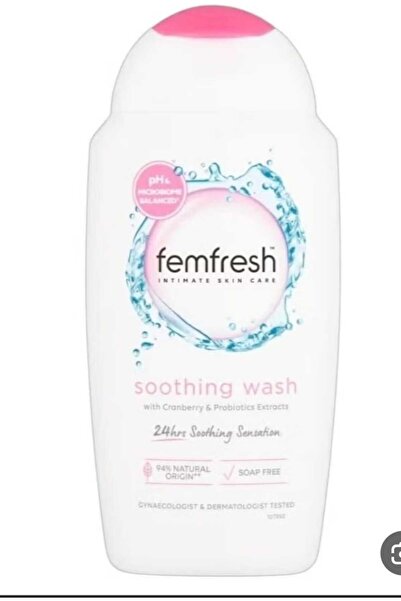 Femfresh فيم فريش غسول لطيف للمناطق الحساسة بالتوت البري - 250 مل