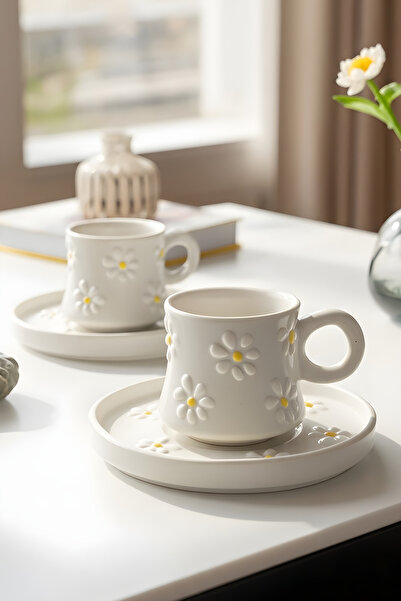 Hopce طقم فناجين قهوة مصنوع يدويًا بنقشة الأقحوان من لونا، 4 قطع لشخصين - 90 مل