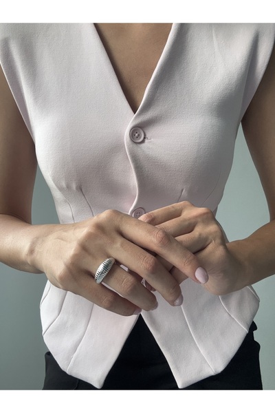 Ressia Serrated Convex Ring