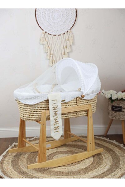 Fun Moment سرير سلة موسى المحمول للأطفال مع حامل هزاز متين باللون الأبيض