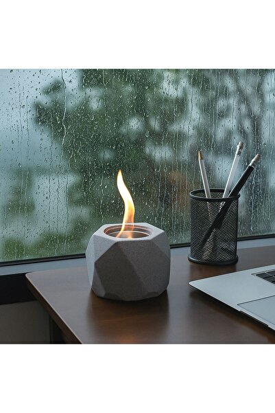 OEM Mini Decorative Tabletop Fireplace with Polygonal Pattern 13x13x10cm